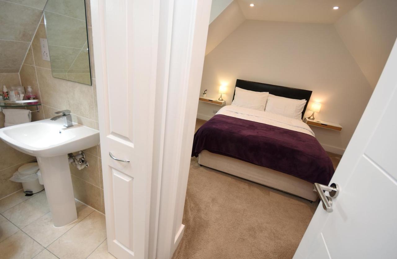 Apple Tree Place B&B Tadley Exterior photo